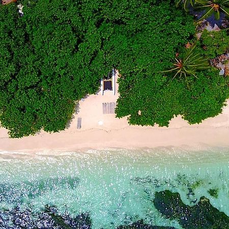 Rasdhoo Island Inn Beachfront Exterior photo